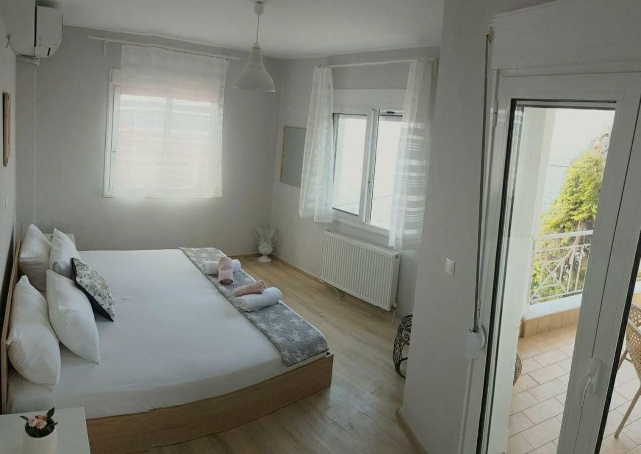 Anesis Seaview Apartment 2 Неос Мармарас Екстериор снимка